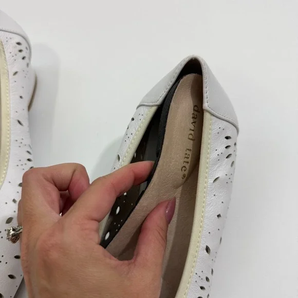 David Tate Proud White Leather Nubuck Slip On Pumps Block Heels Shoes 9.5WW - Picture 4 of 8